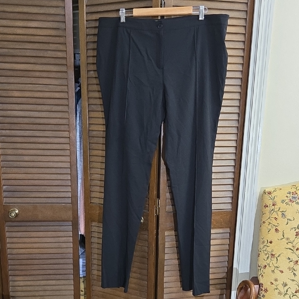 BURBERRY Of LONDON Wool Women's Trousers NWOT